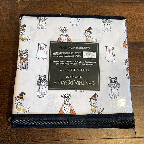 CYNTHIA ROWLEY Queen Sheet Set Trick or Treat Dogs In Halloween Costume - Picture 2 of 2